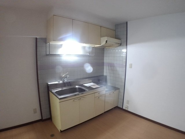 ボナール福間のキッチン|お料理しやすいキッチンです