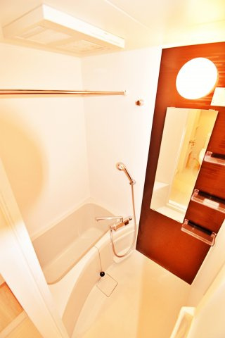 アイボリーポワント難波ＷＥＳＴの浴室