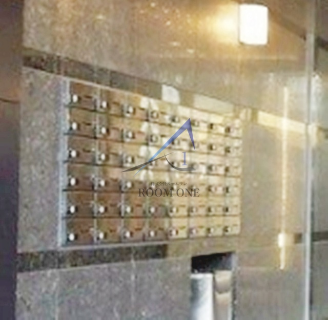 ルーブル西新井のその他共用部分|集合ポストです。