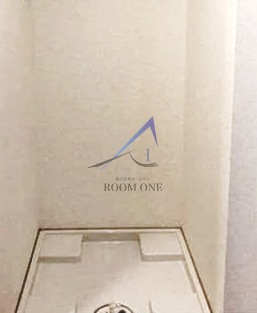 ルーブル西新井の設備|洗濯機置き場です。