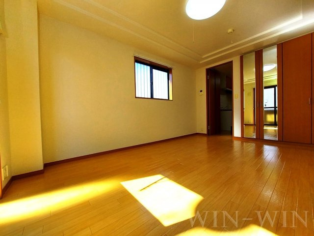 リヴェール小向の居間・リビング