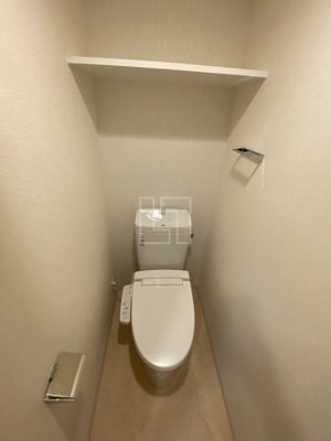 【トイレ】 | プレサンス心斎橋クオーレ | プレサンス心斎橋クオーレ　温水洗浄便座