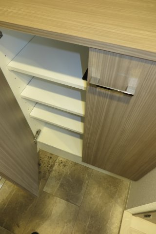 RaysProduct西住之江adamUの収納|こまごまとしたものを収納できそうですね
