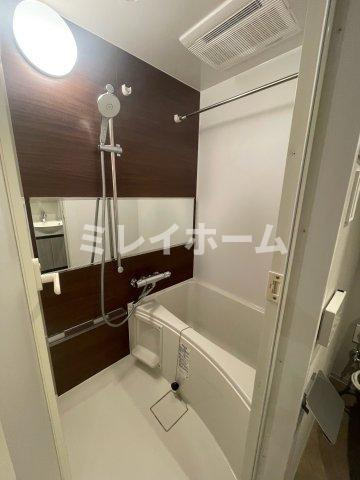 ディアレイシャス蒲田Ⅱの浴室|同建物内、別のお部屋の参考写真になります。