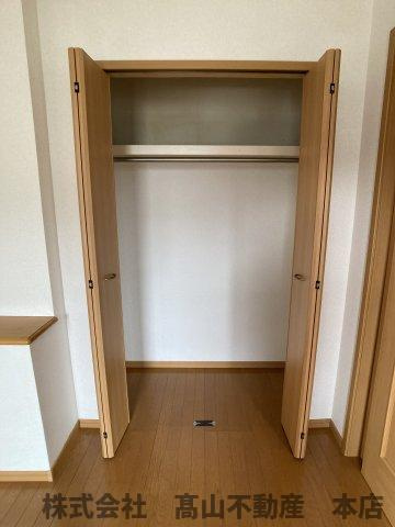 遠賀郡岡垣町吉木西２丁目のアパートの収納