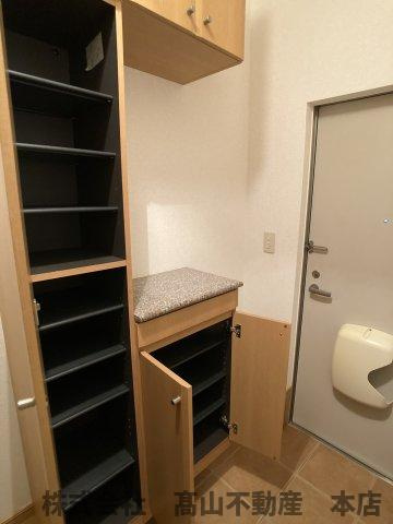 遠賀郡岡垣町吉木西２丁目のアパートの収納