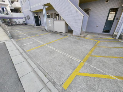 【駐車場】 | アート美原町マンション | 駐車スペースもあります