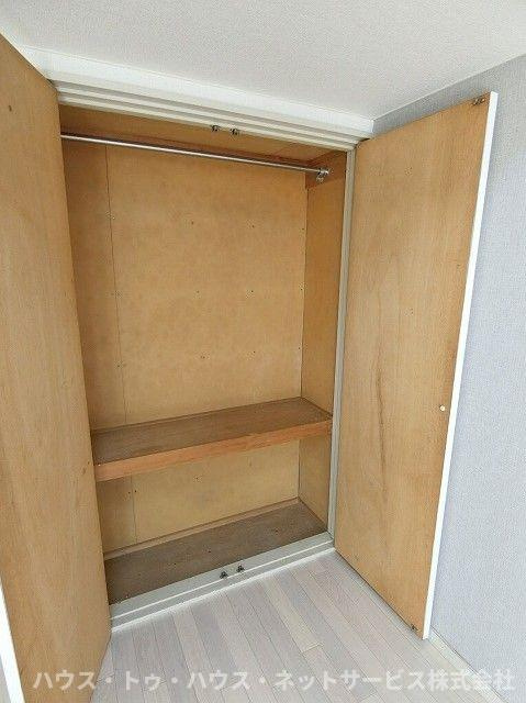 ジュネパレス新松戸第１１の収納