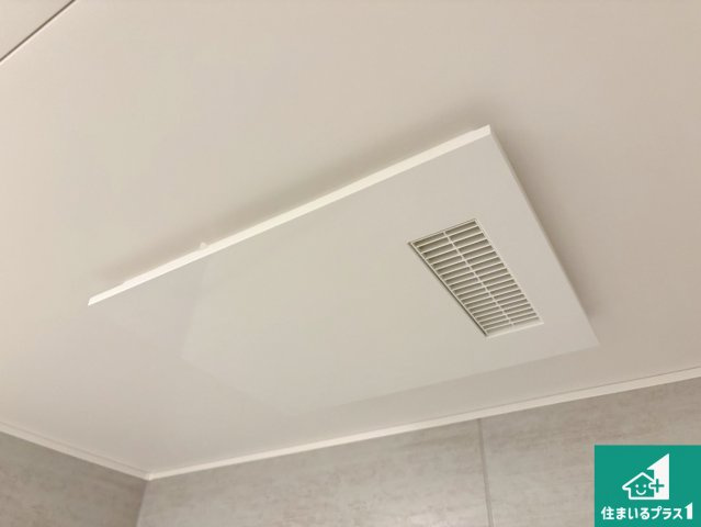 枚方市出口　新築一戸建ての冷暖房・空調設備|四季を通して快適なバスライフをお手伝いする浴室暖房乾燥機！浴室の乾燥・暖房・涼風・換気はもちろん、２４時間換気にも対応！