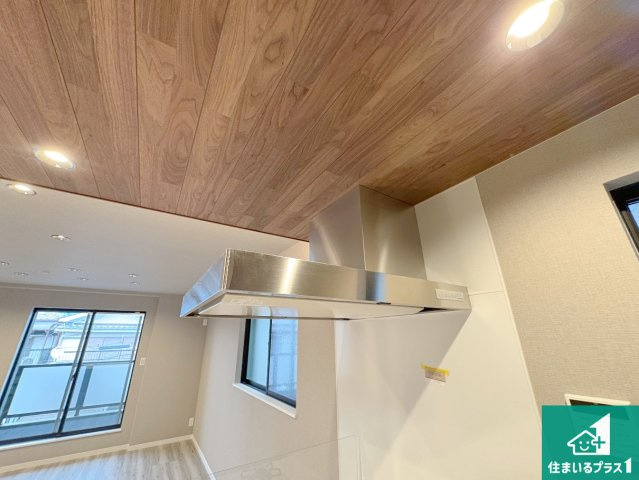 枚方市出口　新築一戸建ての設備|汚れにくいスロットフィルタでお手入れラクラク！ＬＥＤ照明付き！