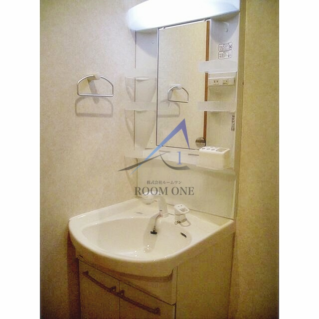 エクセル東駒形の洗面所|洗面台です。