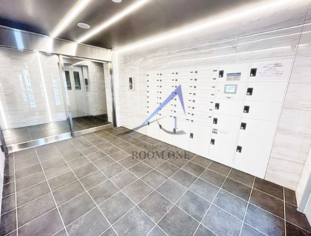 AZEST綾瀬＃Rのその他共用部分|宅配ボックスです。