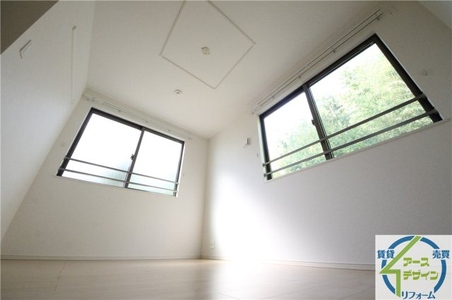 和　Nagomiの洋室