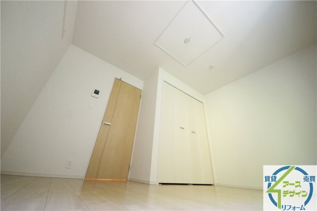 和　Nagomiの寝室