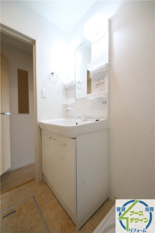 和　Nagomiの独立洗面台