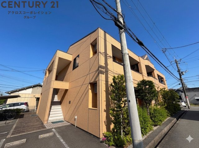 敷地内に駐輪場があります