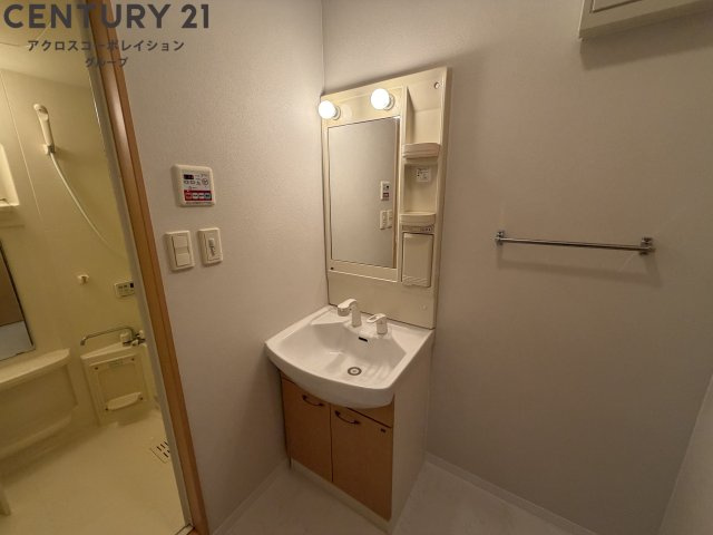シンプルな洗面台