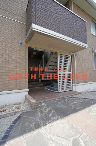 グランエトワール【キャッシュバック対象物件】のエントランス|清潔なエントランスです