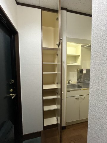 中央ハイツの収納|シューズボックス