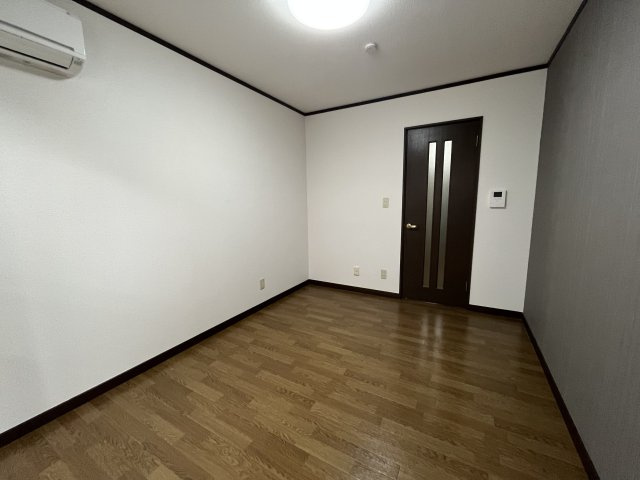 中央ハイツの洋室|6帖洋室