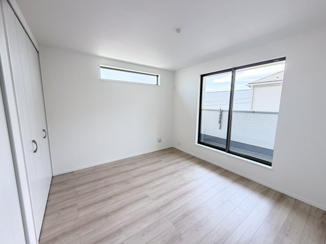 ハートフルタウン渋川市石原348番　B号棟の洋室|2階洋室1です