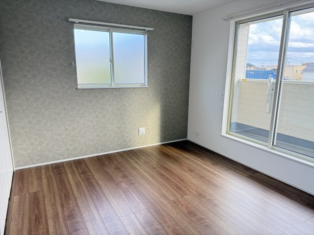 ハートフルタウン渋川市石原348番　B号棟の洋室|2階洋室2です