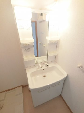 【独立洗面台】