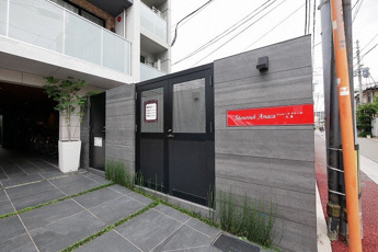 【エントランス】