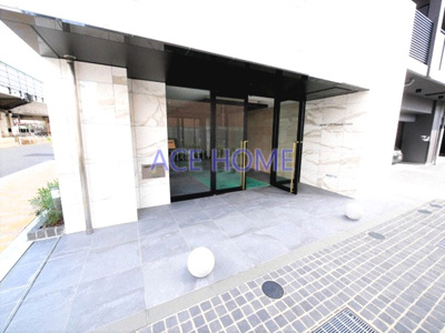 【エントランス】 | スワンズシティ大阪城コスタ