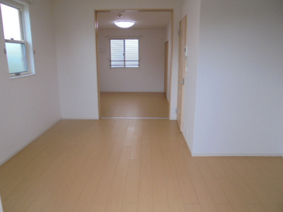 【その他】 | ベルタ レジーナ | 同型タイプ