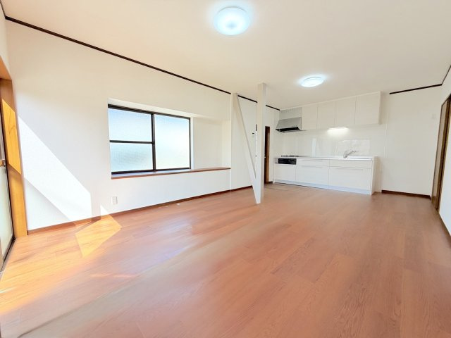 久原戸建ての居間・リビング