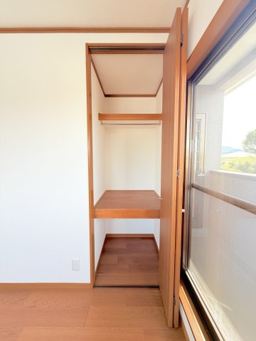 久原戸建ての収納
