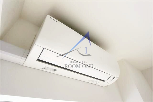 ライジングプレイス綾瀬三番館の設備|エアコン付きです。