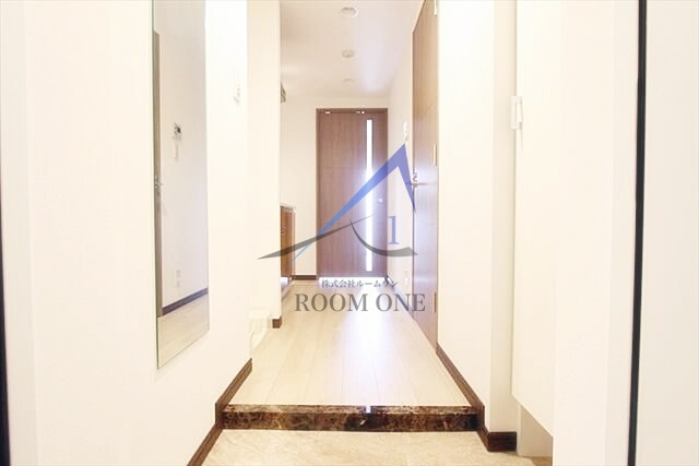 ライジングプレイス綾瀬三番館の玄関|玄関です。