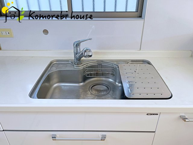 上尾市瓦葺　中古一戸建てのキッチン|26.3.5撮影済み