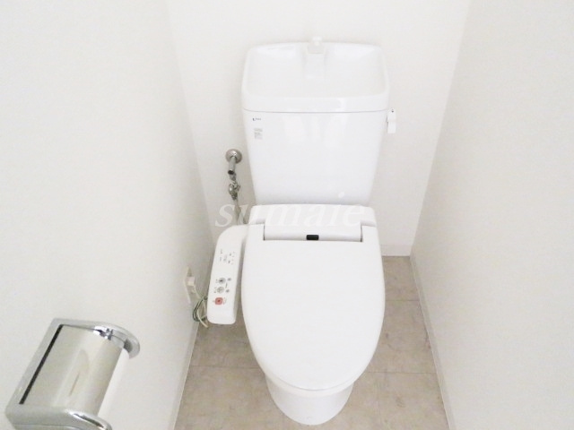 クロスレジデンス東十条のトイレ|トイレ収納です☆