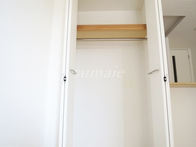 クロスレジデンス東十条の洗面所|脱衣スペースあります♪