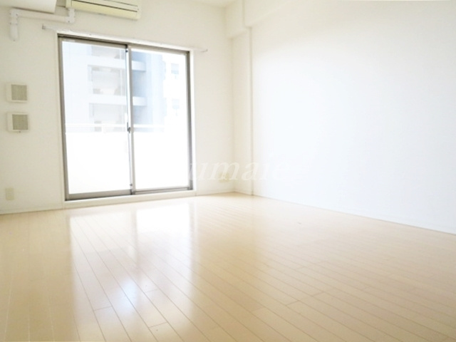 クロスレジデンス東十条の玄関|ゆったりとした玄関です☆