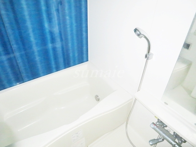 クロスレジデンス東十条のキッチン|冷蔵庫置場です☆