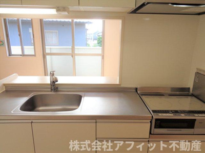 【キッチン】 | ソレーユ池田 | IHクッキングヒーター