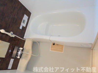 【浴室】 | ソレーユ池田 | 一坪風呂