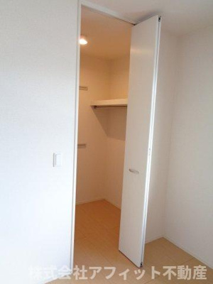 【収納】 | ソレーユ池田 | ウォークインクローゼット