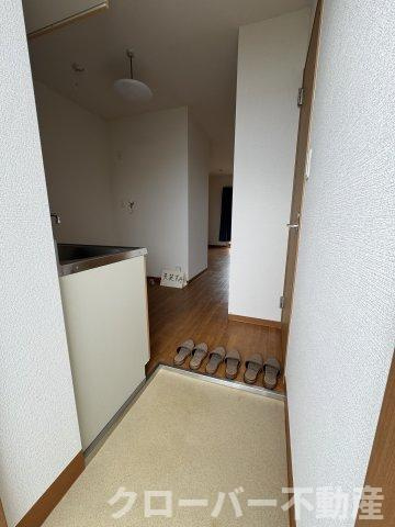 ビリオネア秋山Cの玄関