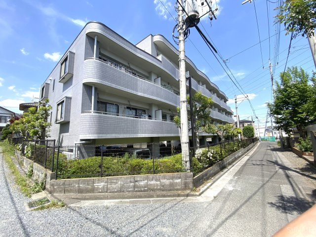ジョイフル天沼の外観|バルコニー側外観です。