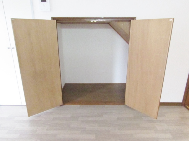 ハイツ小町の収納