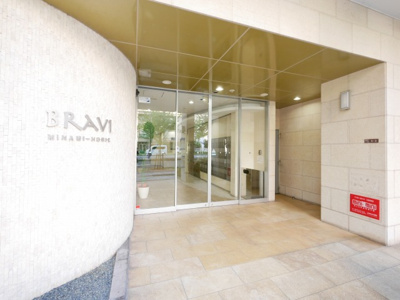 【エントランス】 | BRAVI南堀江 | 落ち着いたエントランスです