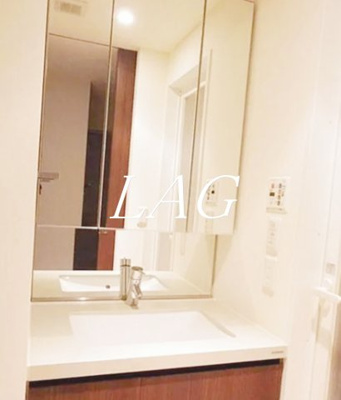 【洗面所】 | クオリア三田 | 洗面台です。