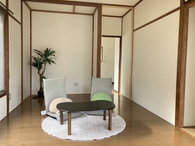 藤直一戸建ての洋室|現状有姿です