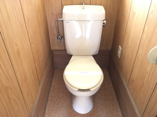 藤直一戸建てのトイレ