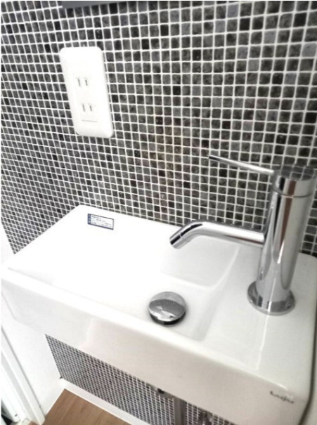 SENSE深江本町の洗面所